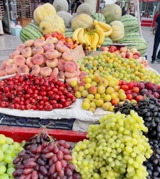 新疆有多干燥？就这么说吧，新疆的干燥程度比干燥剂还厉害。薯片包装袋上通常都会写着