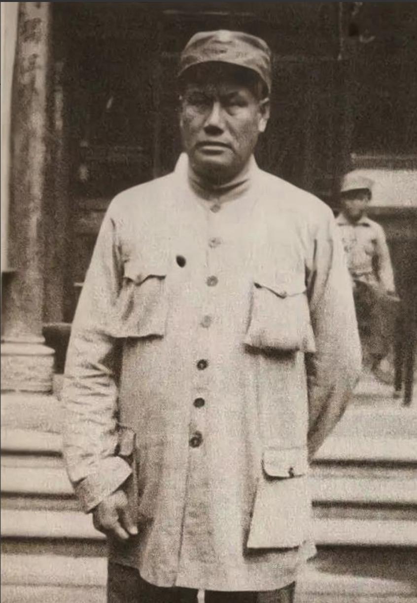 1939年，贺龙拟提拔王尚荣任旅长，毛主席却突然反问：“当年给八路军送4000大