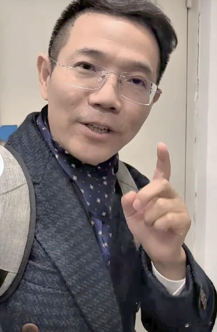 六年未决的二八案终于有了进展，这六年是季李二人等待的六年，也是公众等待的六年，更