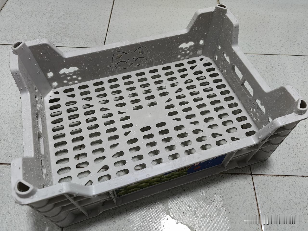 水果市场版的买珠还椟周末早上，与老婆到广州某著名水果市场逛一逛。广州