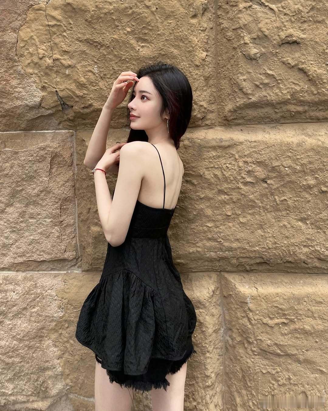 同样都是女人，为什么有些就长的特好看