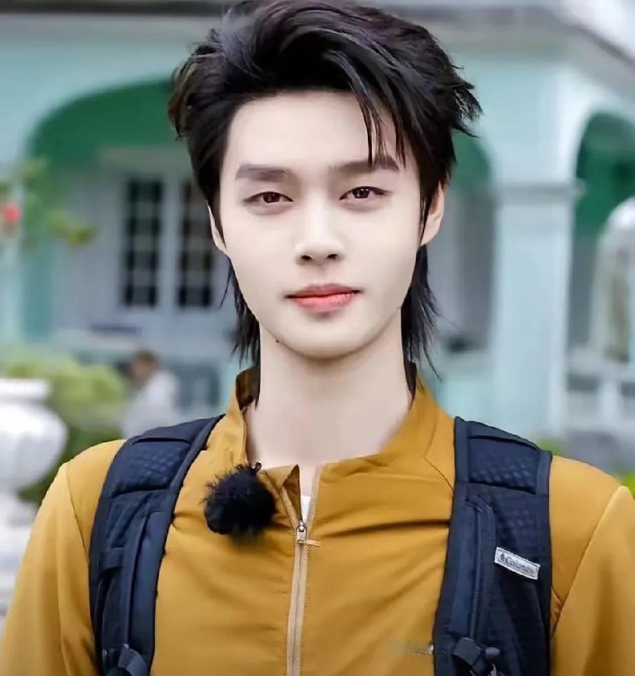 柯淳想重回短剧圈，却惊觉大门已紧闭！不是无人问津，而是游戏规则天翻地覆。