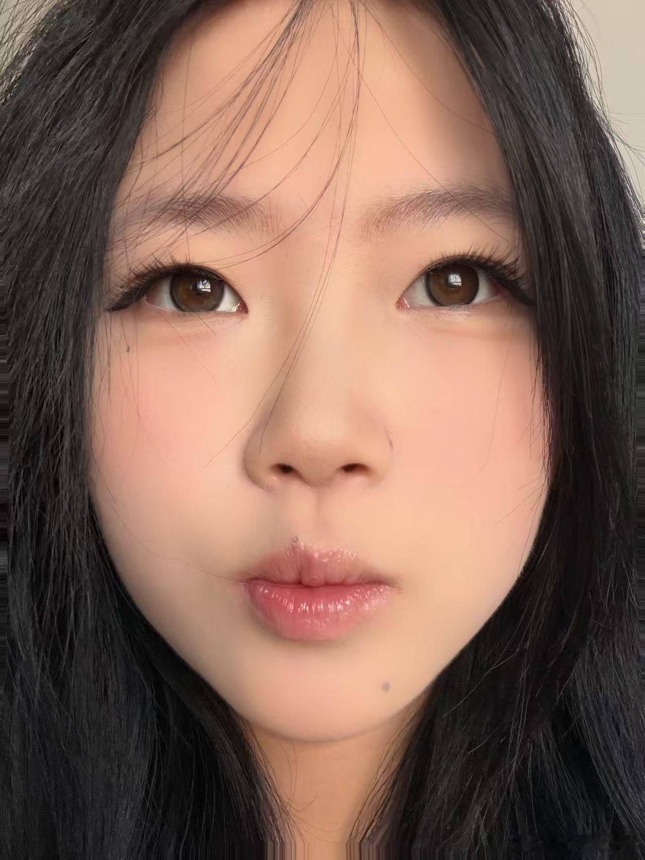 是谁呀好漂亮呀好喜欢好可爱好萌