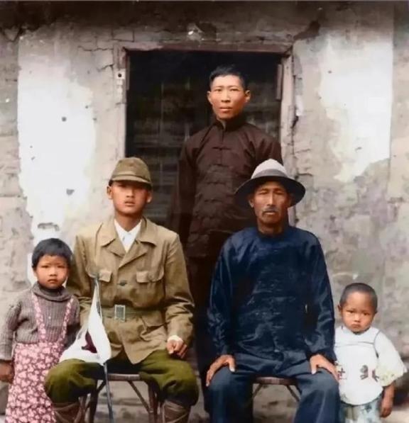 蔡正元曾一再强调，台湾人中三分之一是台籍日本兵的后代，他们是日本人，不是台湾人，