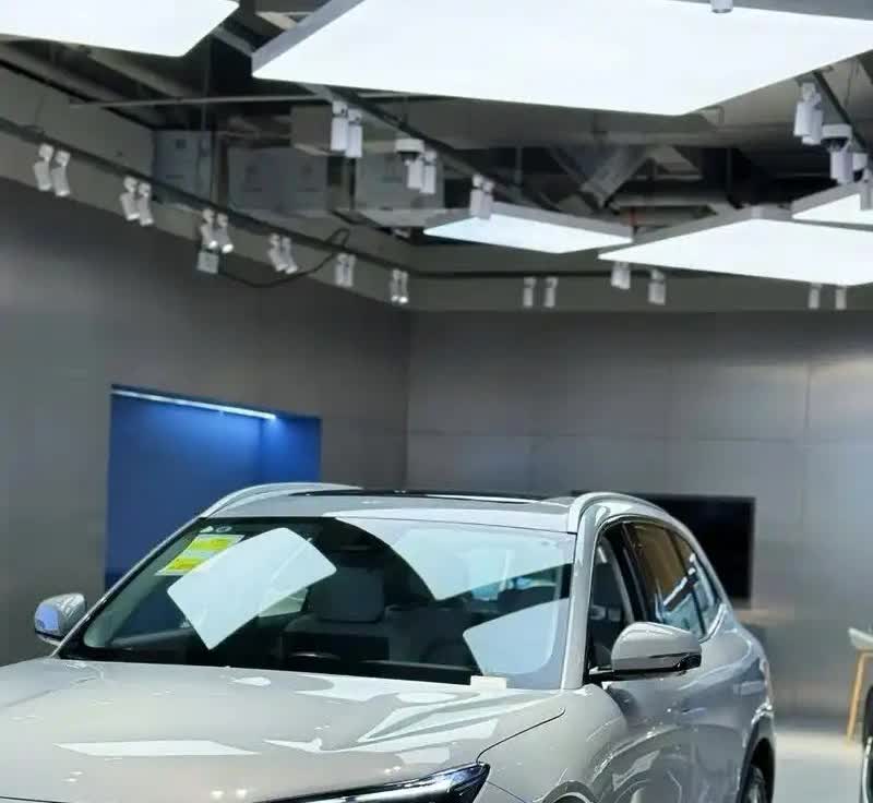 吉利最好卖是家用纯电SUV银河E5降价速度有多快？这玩意是2024年8月上市，1