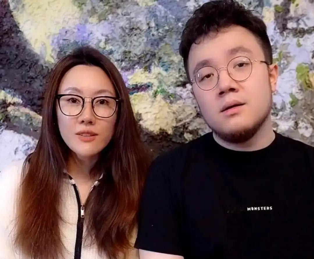 巴图媳妇王博谷终于开腔，一句“我们家的钱没花过英家一分”直接冲上热搜。英达当年