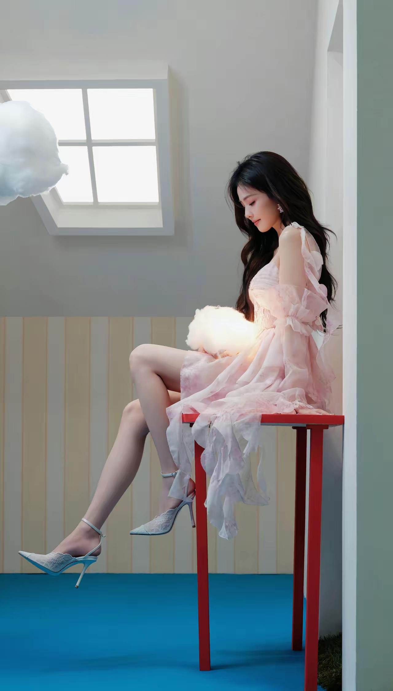 梦幻少女风，粉色蓬蓬裙，蓝色地板，阳光洒进，优雅姿态，仙气十足白鹿壁纸🦌