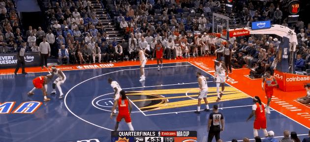 亚历山大今年最可怕的，不是场均30分。而是他开始用对手最希望他用的方式得分了。