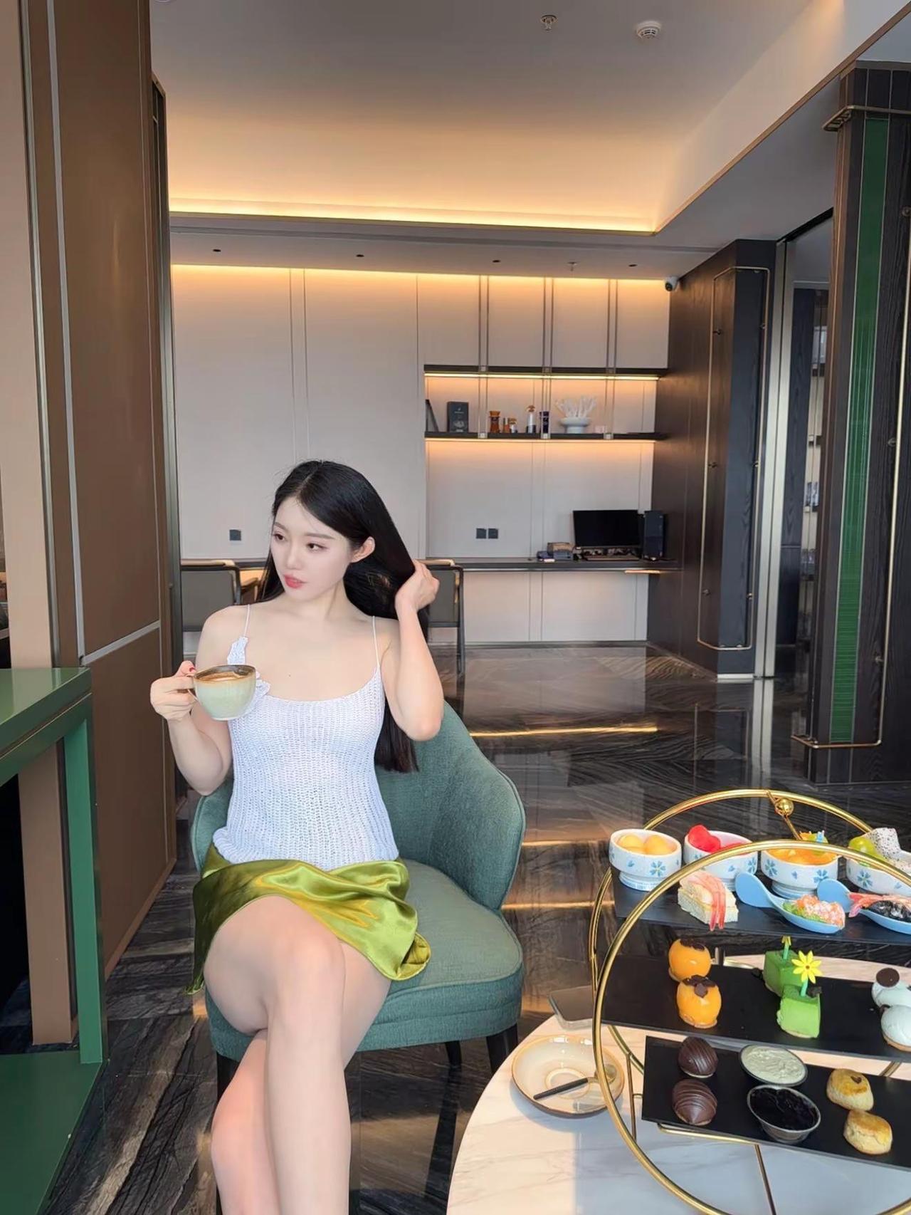 社会没有参天树老妹到底处不处