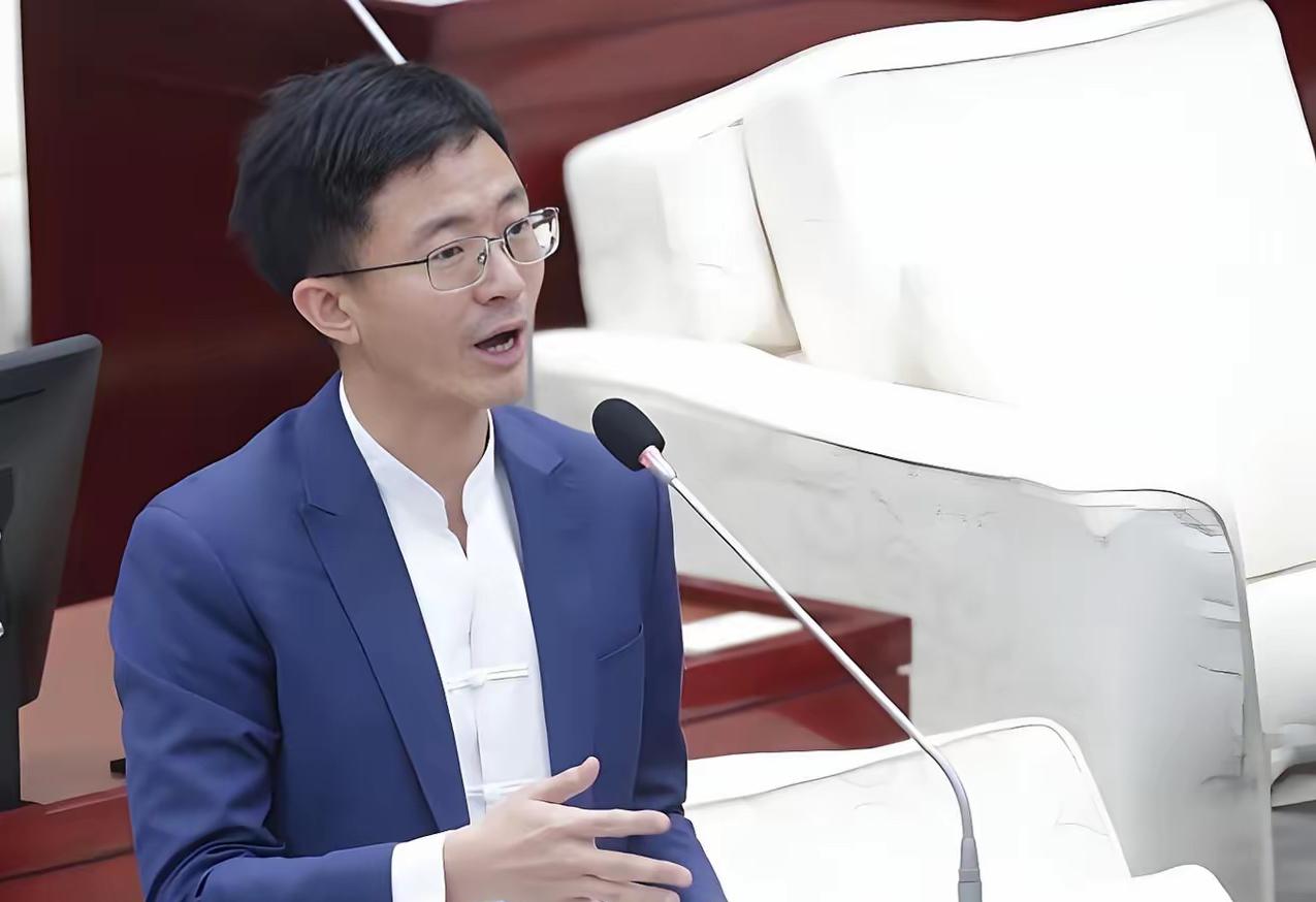 大喜事，台湾渔民可能也有报警电话"110"可以打了，菲日韩以后再也不敢骚扰你们了