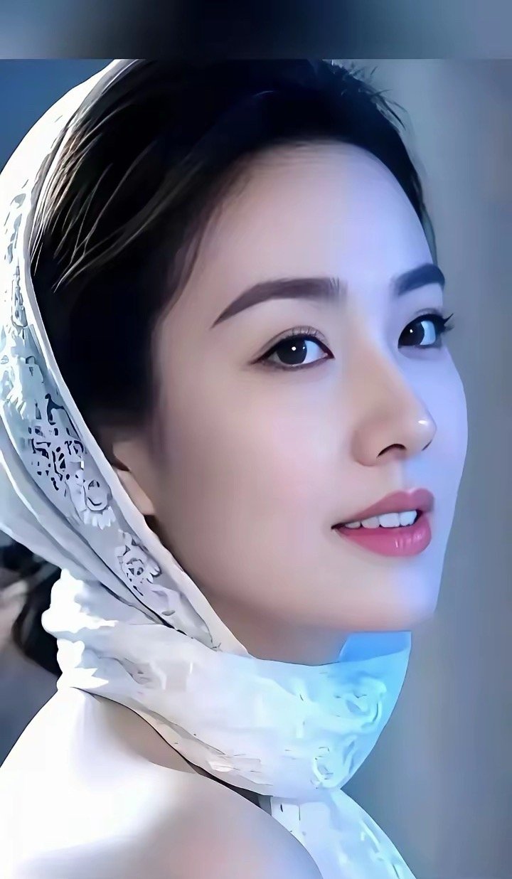 亚洲最美的女人，她的美无可挑剔，完全符合东方美女的气质，难怪古代的皇帝，宁可要美