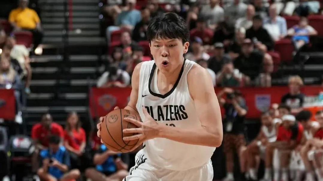 杨瀚森打完了最后一场夏季联赛，最大可惜就是没能得分上20。本来很多媒体都看好开