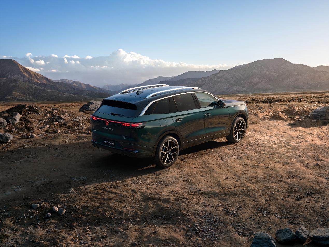 一汽大众全新揽巡作为一台大五座SUV，精准契合进取型家庭决策者的用车需求，对于