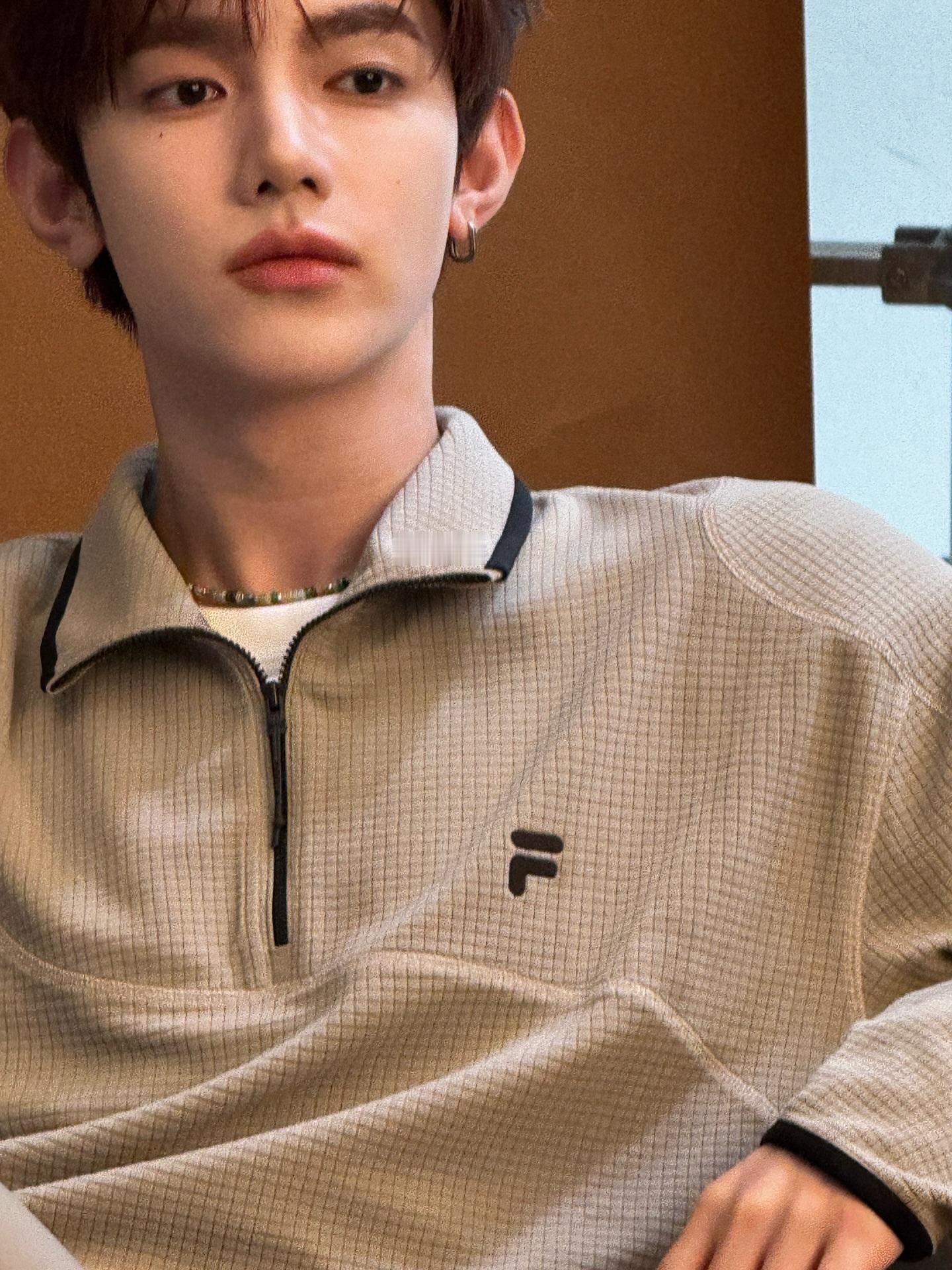 章昊×FILAFUSION秋日男友vibe🪵🍁☀️​​​