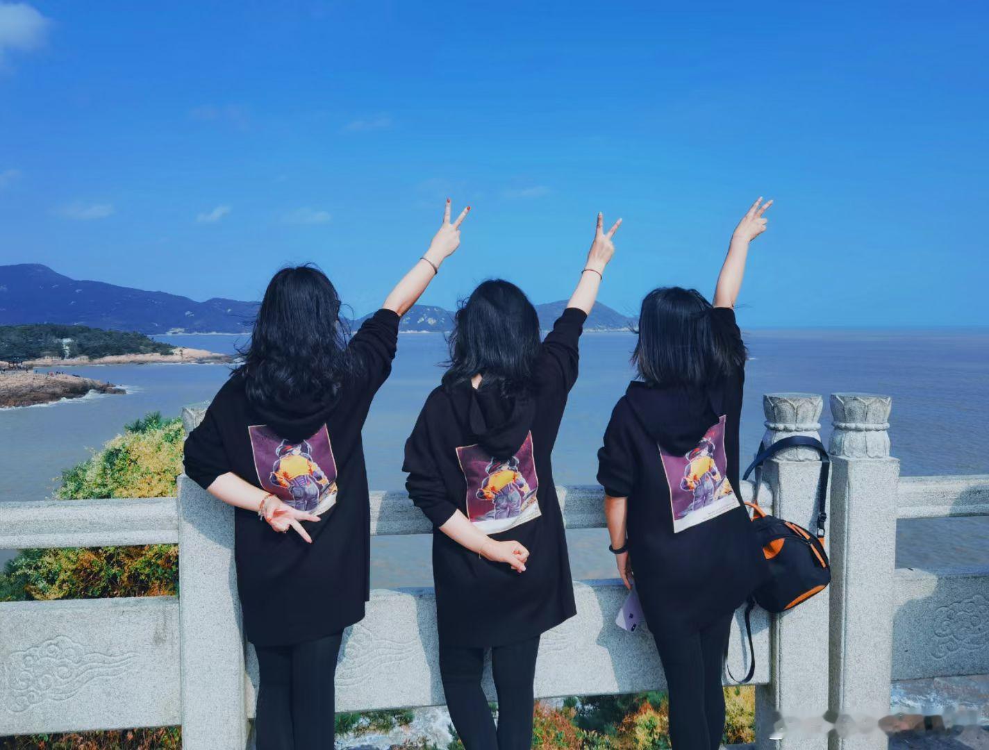 好喜欢那句：人生海海，山山而川，不过尔尔，困住你的从来不是那座山，而是心中的执念