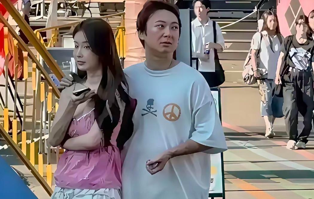 王思聪的追女套路又被扒出新细节了！据和他有过交集的女生爆料，这位“国民老公”