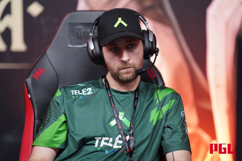 Loda解释自己退赛未来运动会的原因，他称虽然自己不打了但理解并尊重其他想打这个