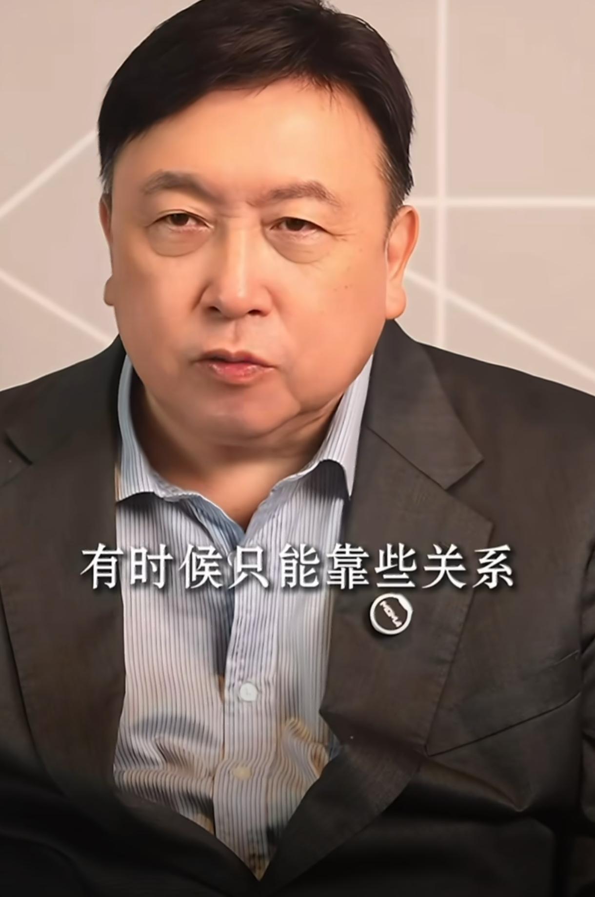 8月30号，王晶在社交平台上开了炮。话不多，句句见血：“顶流的男女演员都不会