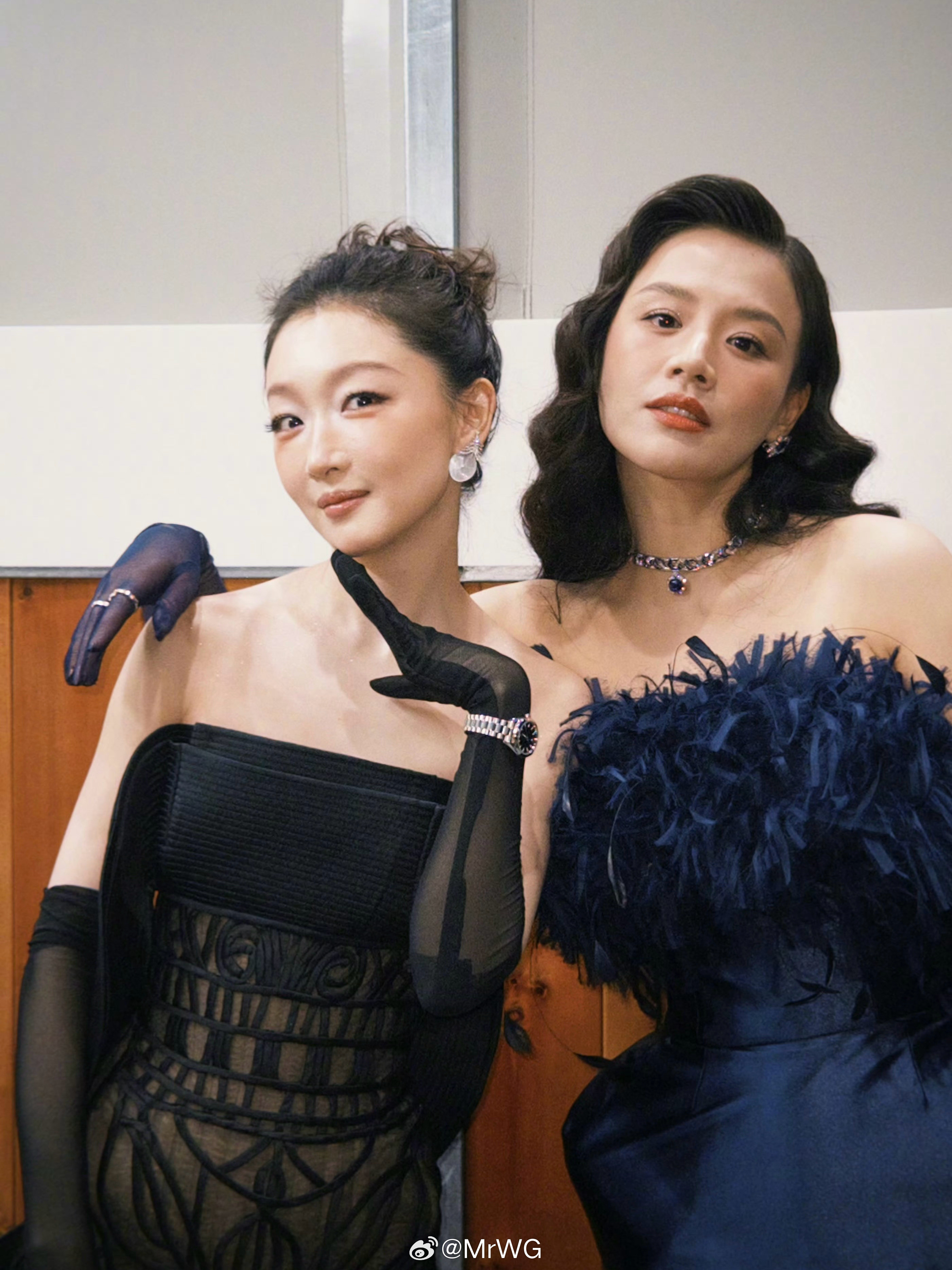 VOGUE盛典红毯周冬雨马思纯七月与安生经年之后，各自漂泊之后，长大之后，成