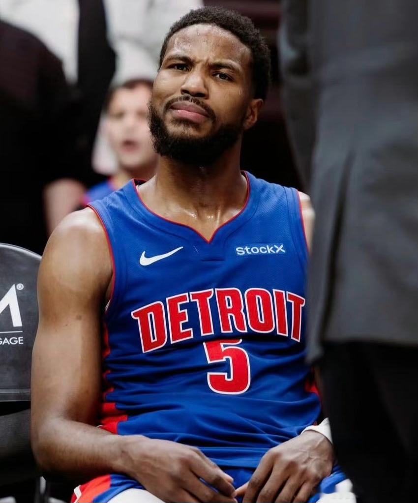 ‘’宇宙粤‘’还在补强！广东队正式签下了比斯利，踩掉了因伤一直没上场的麦考尔CB