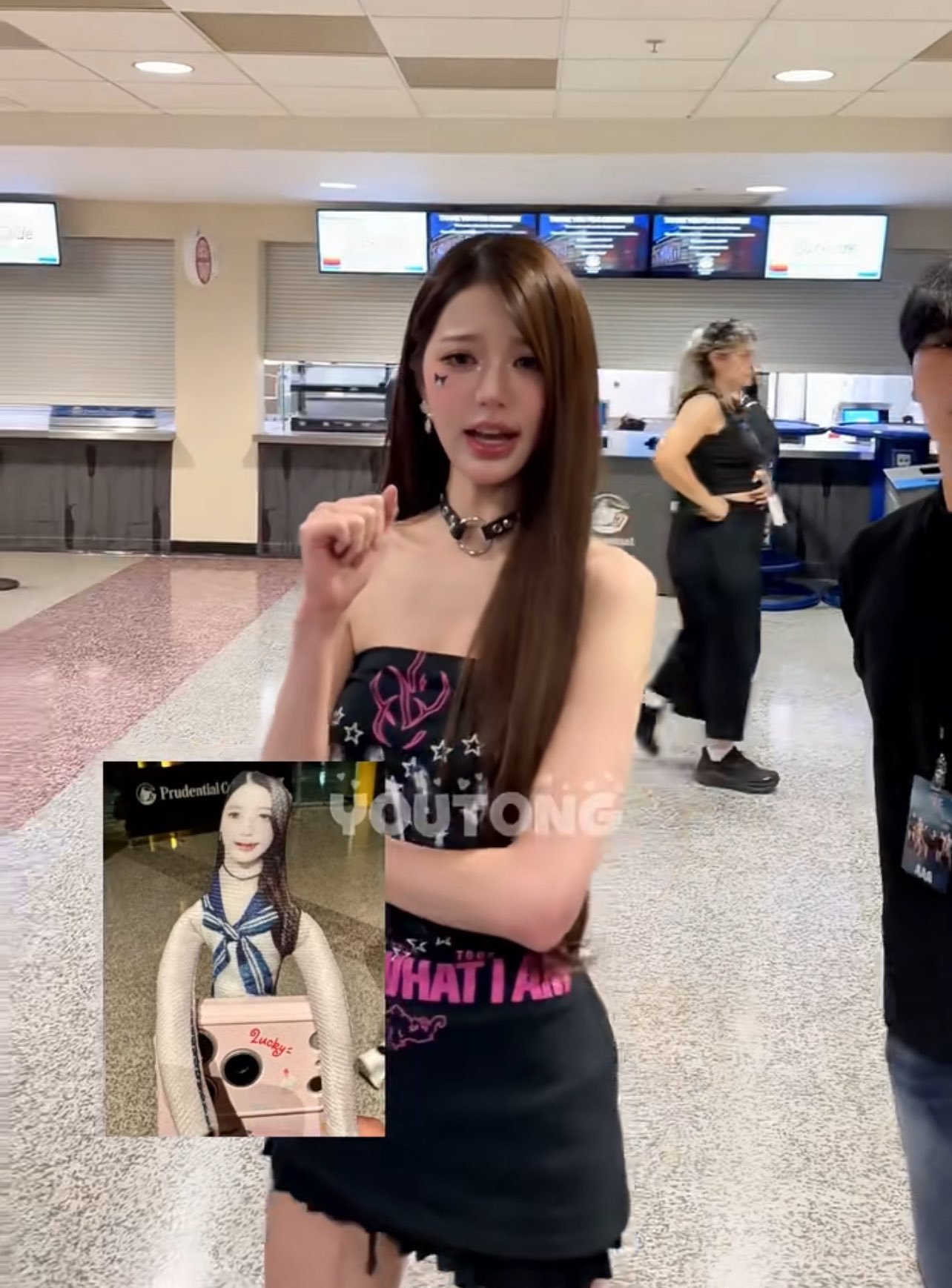 我发现逗她一下很好玩