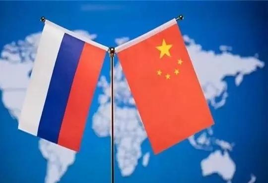 俄罗斯战略专家怎么说？俄罗斯近期经济和军事压力持续攀升，战争的高昂成本几乎掏