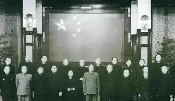 1959年，我国在人民大会堂举办了盛大的国宴，然而，来宾们不知道的是，宴会厅的天