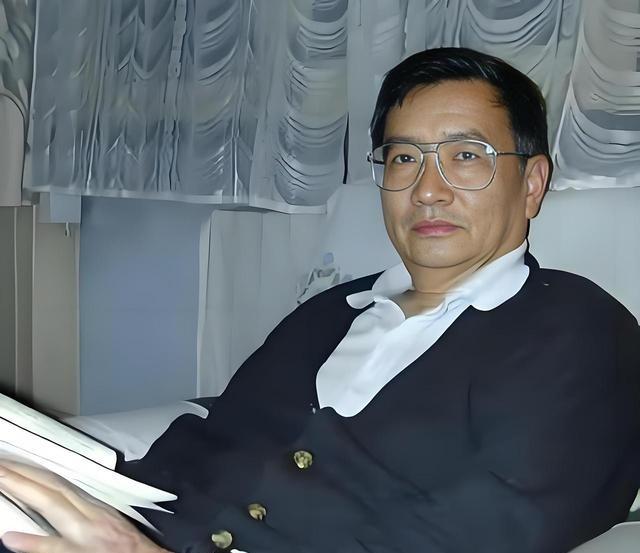 梁启超的孙子，梁思成和林徽因唯一的儿子，北大校长周培源的女婿——这样一个人，37