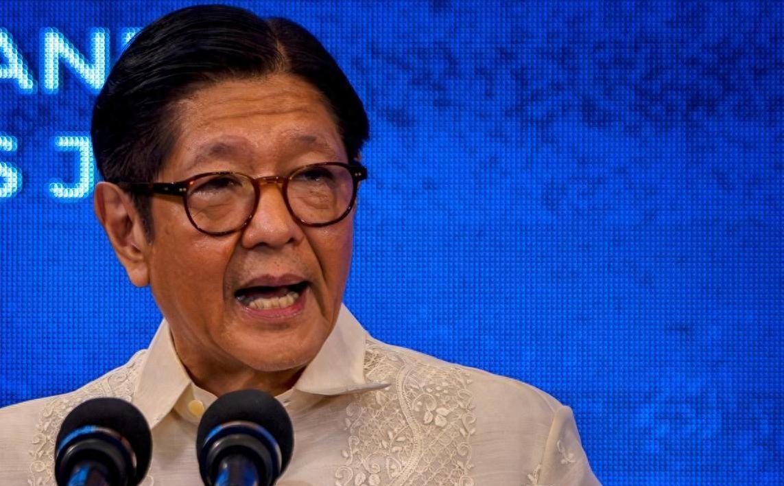 就在近日，菲方下了一道死命令：往后只要提到那几个被他们强行称作“卡拉延”的岛礁，