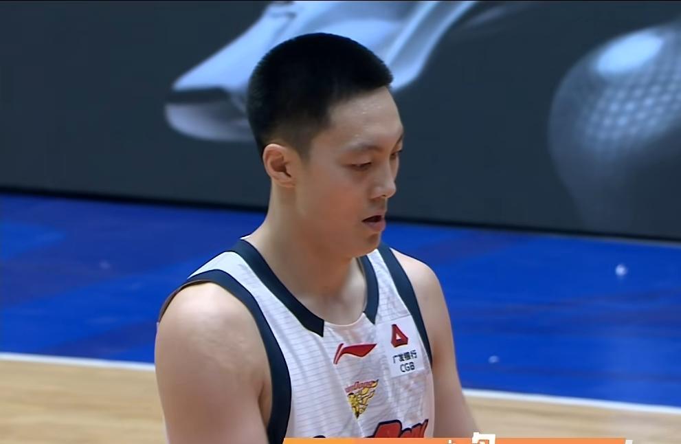 广东81-94输给宁波，我真是看傻了！13分惨败啊兄弟们，八冠王居然被宁波按在地