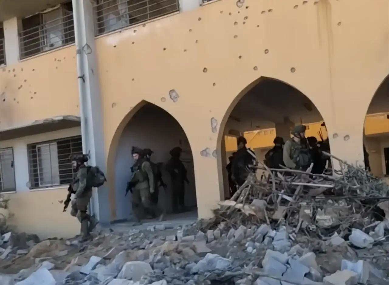 以色列宣布对黎巴嫩展开地面行动！3月3日，以色列国防军正式确认将扩大在黎巴嫩的