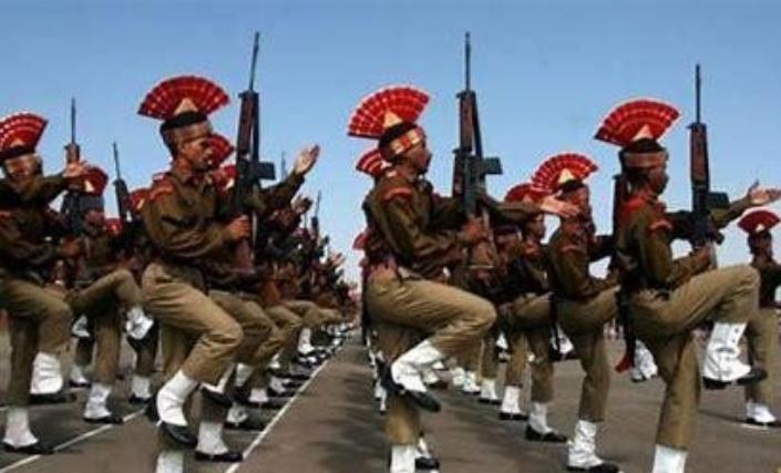 巴基斯坦打得过印度吗？就这么说吧，现在如果印度去打巴基斯坦，那基本是是稳输。因为