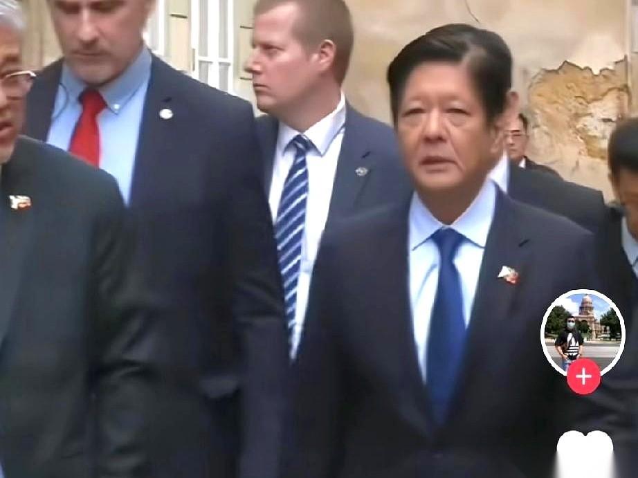 最近看中国对菲律宾这套操作，有点意思。一周之内，两个动作。第一个，在海上。直