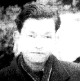 1949年，重庆迎来解放之际，特务头子李修凯在街头偶遇一位地下党员，对方厉声斥责