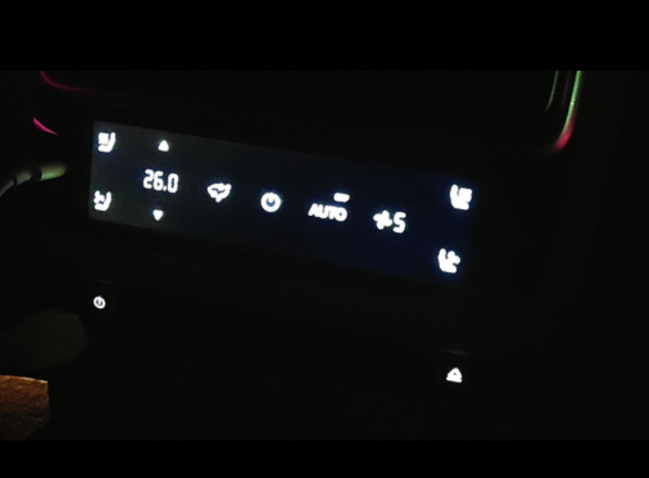 24款的理想l6和l7减配了空调本来以为理想l6可能减配，明面上就是电吸门和空