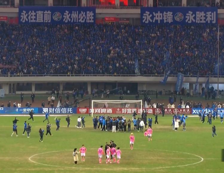 好险，永州夺湘超冠军，有老板一句“戏言”损失几百万。湘超决赛刚刚在长沙贺龙体育