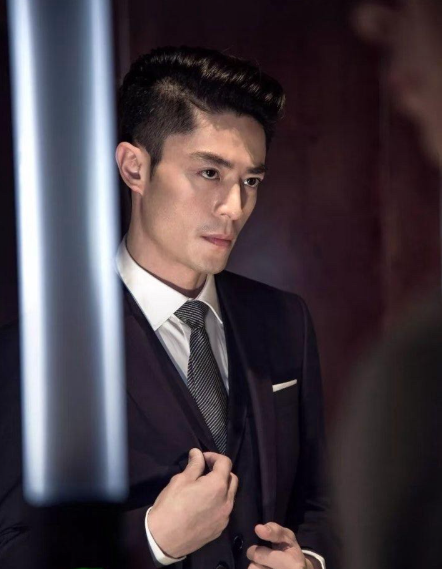 年纪大了受不了你们这样霍建华受欢迎的原因终于找到了不是因为他帅也不是因为他