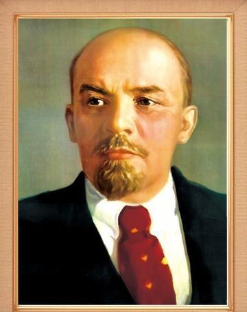 1918年，列宁遭遇刺杀，女刺客卡普兰对着他连开了三枪。很快杀手便被抓捕，而她的