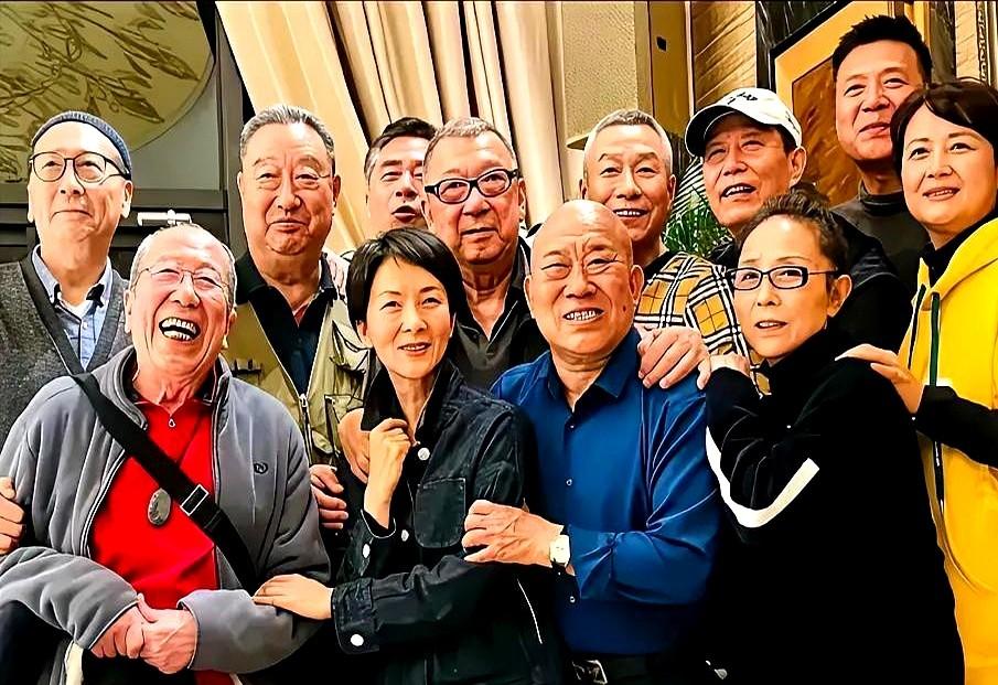 有些电视剧就是百看不厌，里面的面孔熟得不能再熟了。一部好剧的诞生，绝不只是编剧、