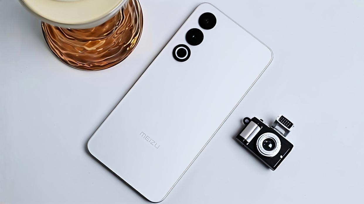 直降900！骁龙8Gen3+三星直屏，2799元抄底旗舰这波降价直接击穿骁