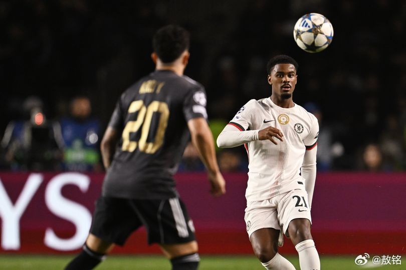 切尔西尽管马雷斯卡已经进行了7个轮换，但切尔西球员还是显得拖沓，这是疲劳导致的