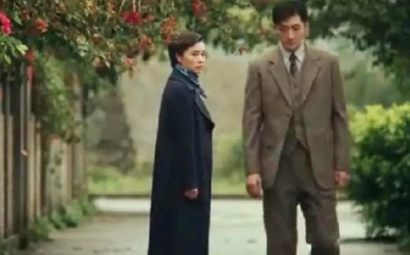 《沉默的荣耀》播放到了32集，终于知道朱枫的女婿王昌诚为什么最后都没有举报她！