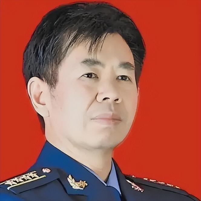 戴旭：“中国总是对全球的善意过剩、而武力又稍显不足，这种不平衡，恰恰是最致命的。