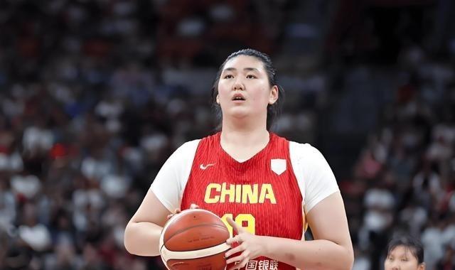 输西班牙1分，中国女篮暴露3大问题，宫鲁鸣很头痛！加时赛最后一攻，西班牙姑娘P