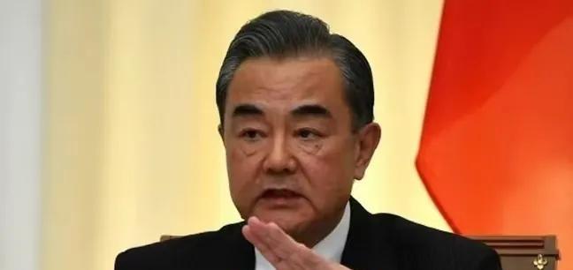 欧盟施压中国，要求30天内解决稀土问题，中方用一特殊命令作回应欧盟急眼了！6月