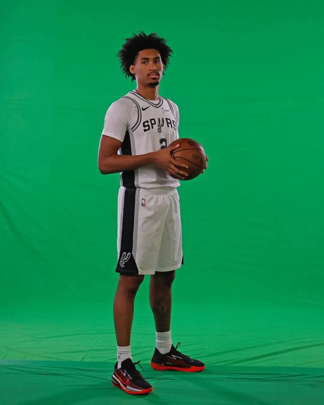 ❤️迪伦-哈珀：能被马刺选中是一种幸运从波波到管理层所有人都很友善今天，马刺榜