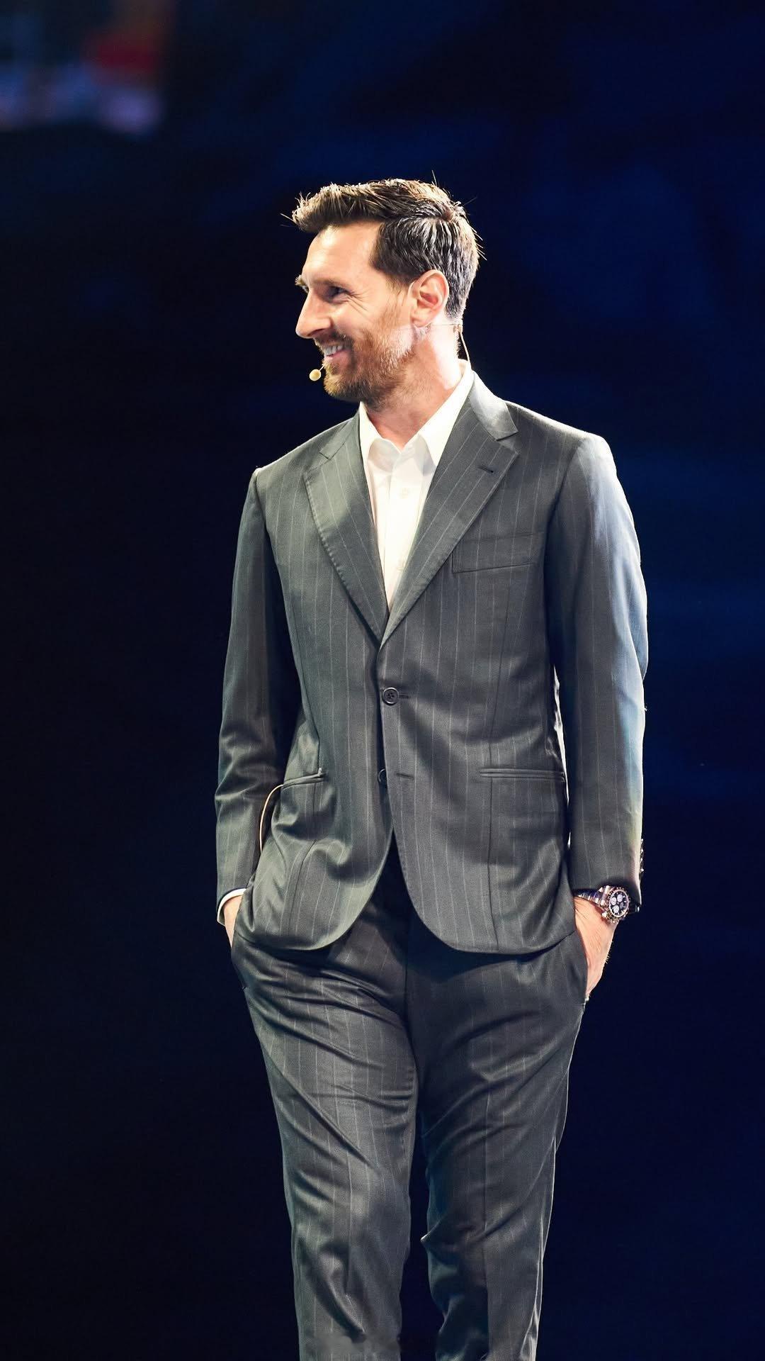 梅西西装🤵‍♀️亮相在迈阿密举行的美国商业论坛。梅西​​​