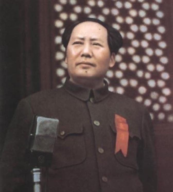 1950年毛主席去苏联访问，当面跟斯大林提出想要回外蒙古，结果斯大林就给顶回来了