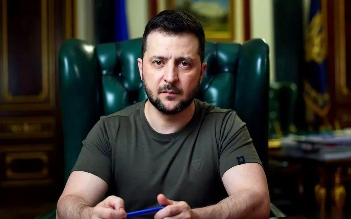 总统可以不当，北约可以不进，战争甚至都可以输。但有一样东西，就算天塌下来，他也