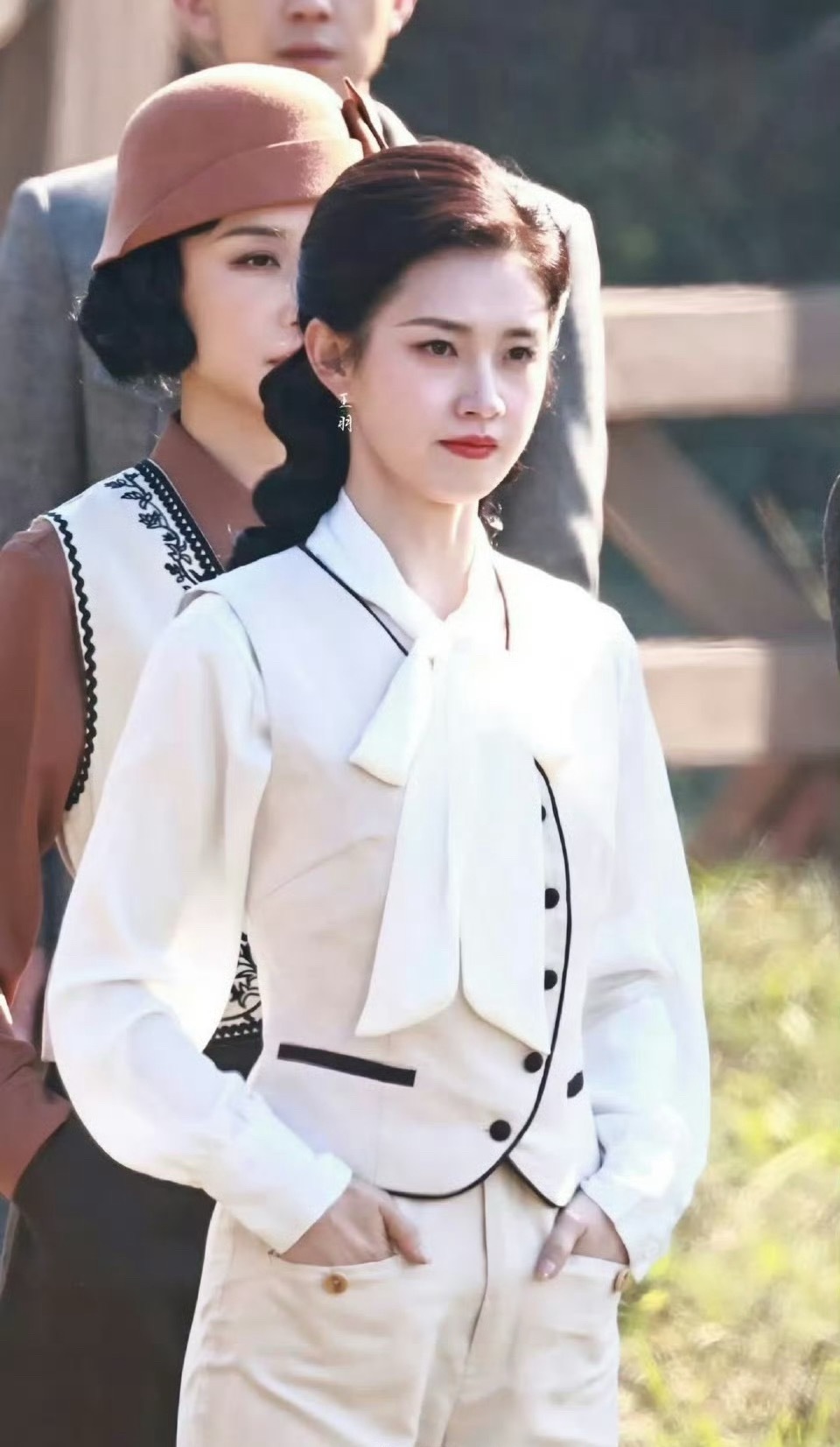 女二是不是让妆了感受到明星跟短剧演员的壁